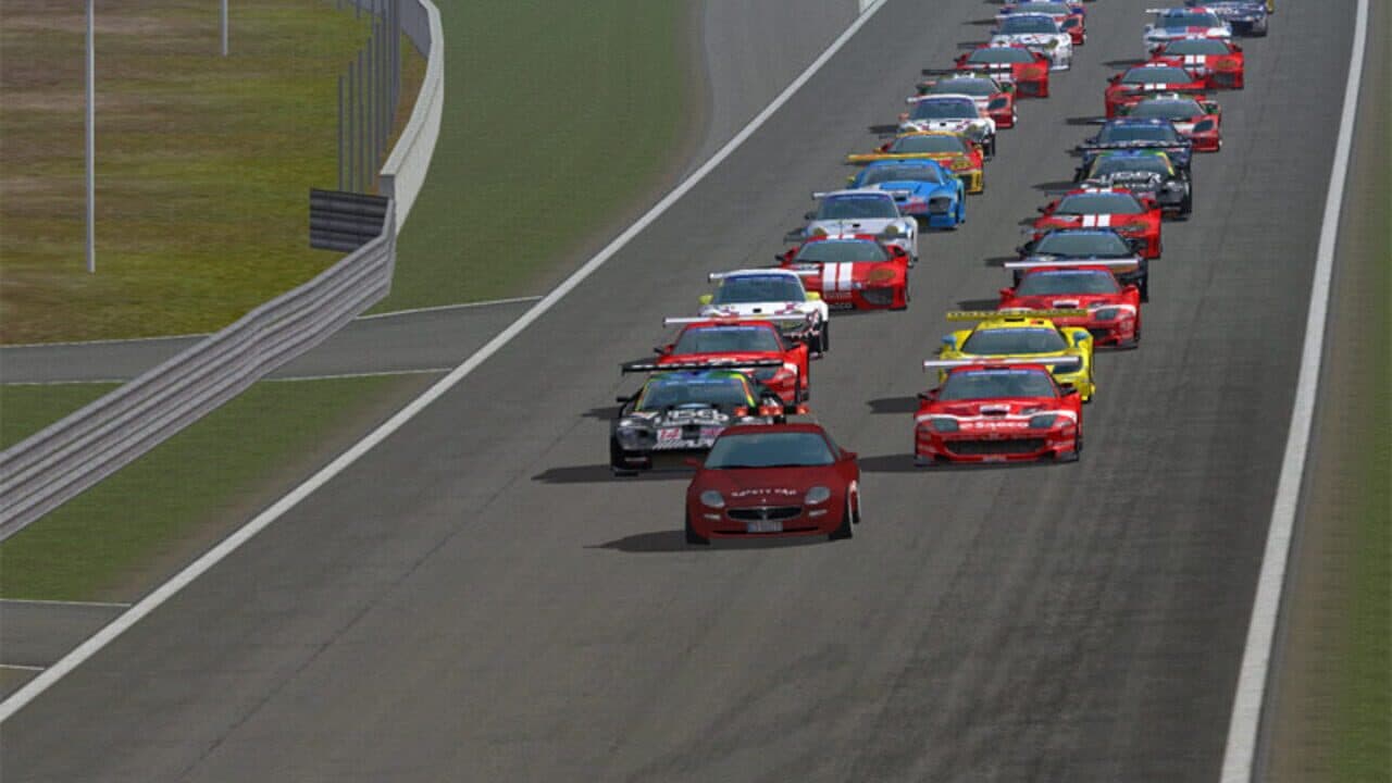 GTR: FIA GT Racing Game screenshot 1