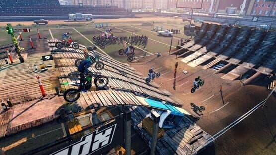 Trials Rising: Crash & Sunburn screenshot 3