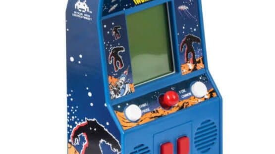 Space Invaders Mini Electronic screenshot 2